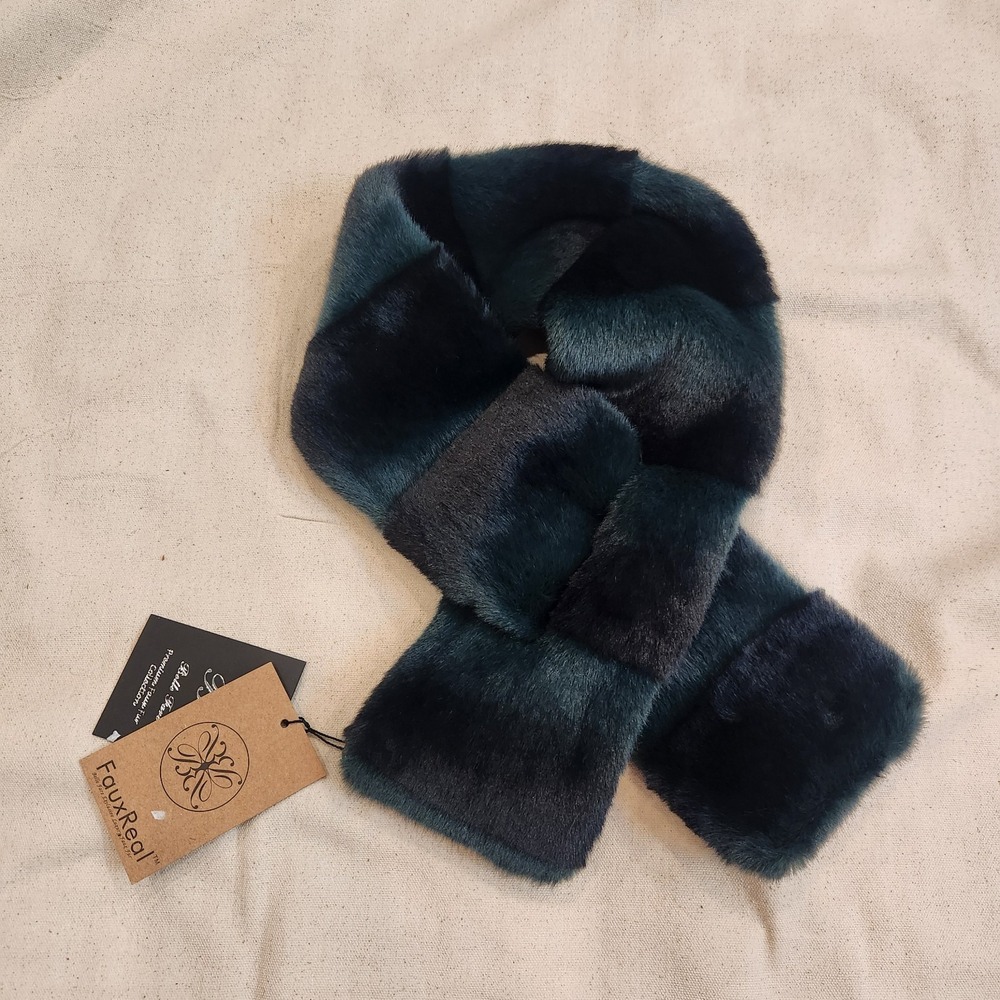 New Belle Fare FauxReal Emerald Black Faux Fur Scarf Neck Warmer Neiman Festival
